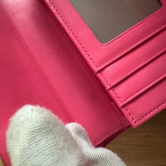 J.Estina tri-fold short wallet - Picture 10 of 12